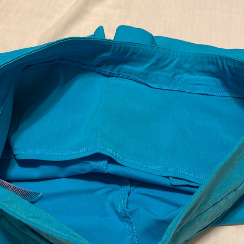 Chicos 2.5 Size 14 sky blue shorts 7” - Picture 14 of 14